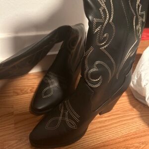 SODA COWGIRL BOOTS